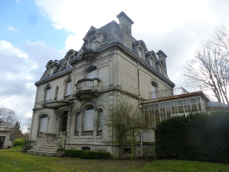 façade côté rue