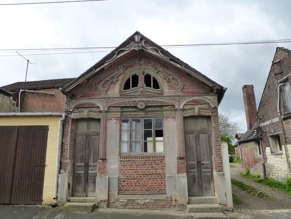 façade sur rue