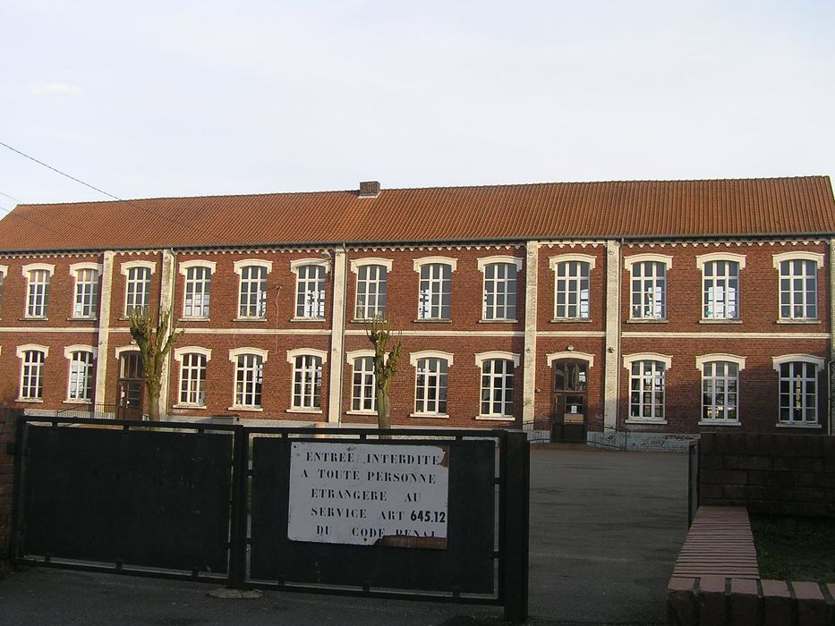 façade sur cour