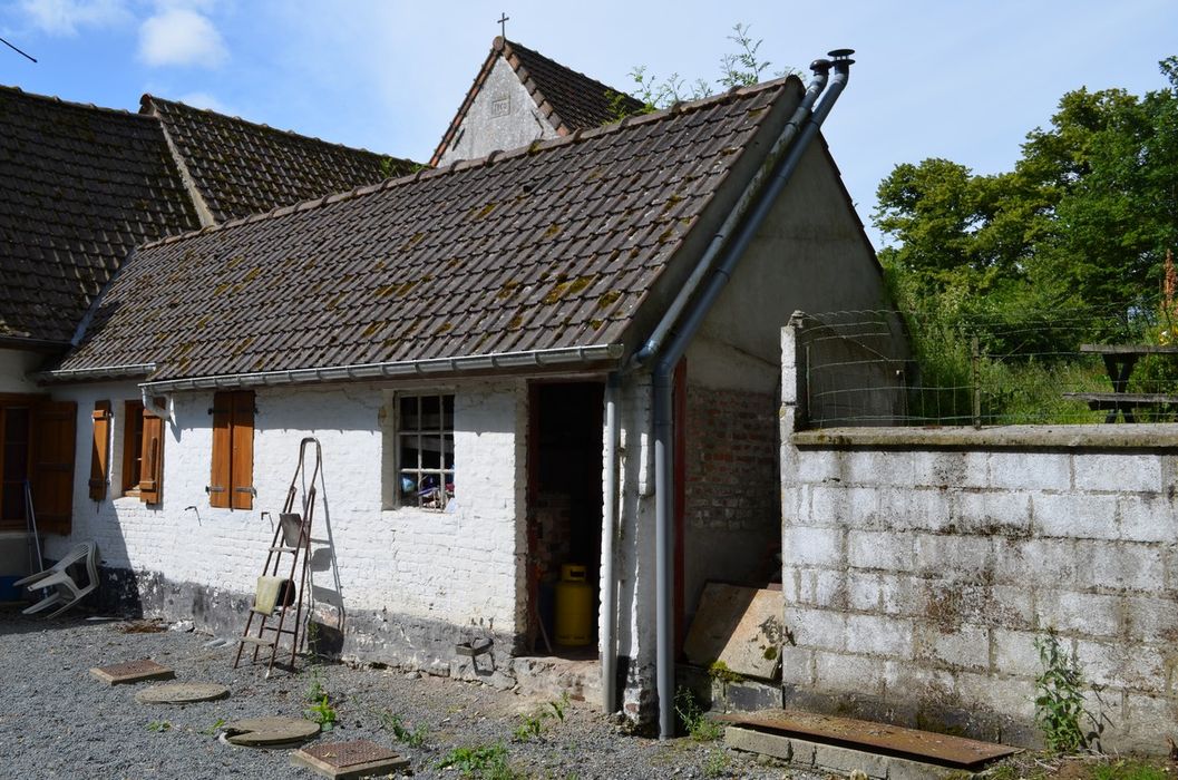 bâtiment annexe, façade est