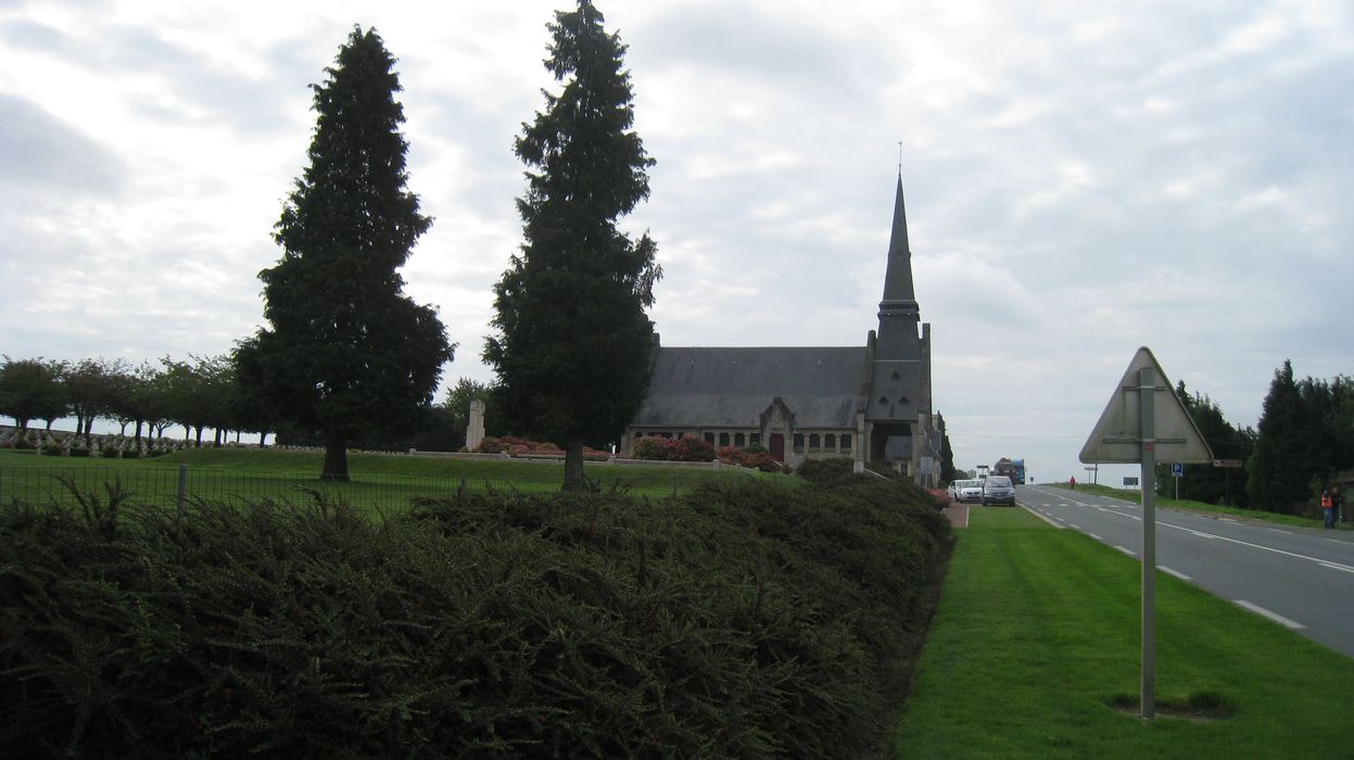 vue générale de la chapelle dans son environnement depuis le Nord