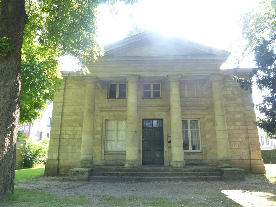 façade antérieure