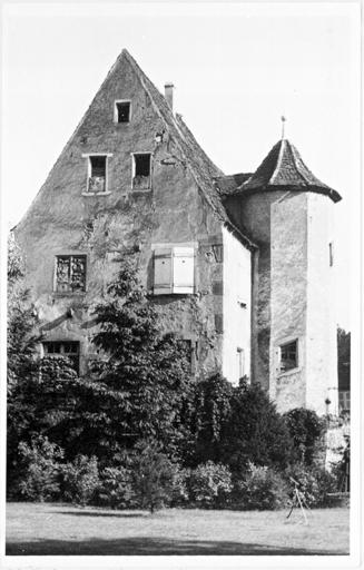 Façade vers la rue de l'Hôpital, vue d'ensemble.