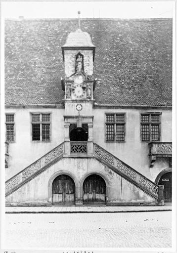 Façade ouest, vue d'ensemble de la loggia.