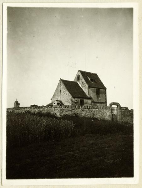 Vue d'ensemble depuis le sud-ouest.