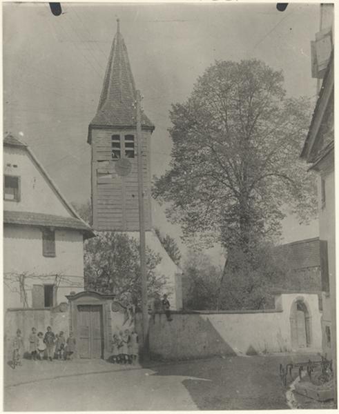 Vue d'ensemble depuis la rue.