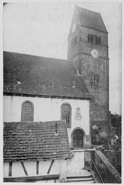 Tour-porche et nef, vue d'ensemble depuis le nord-ouest.