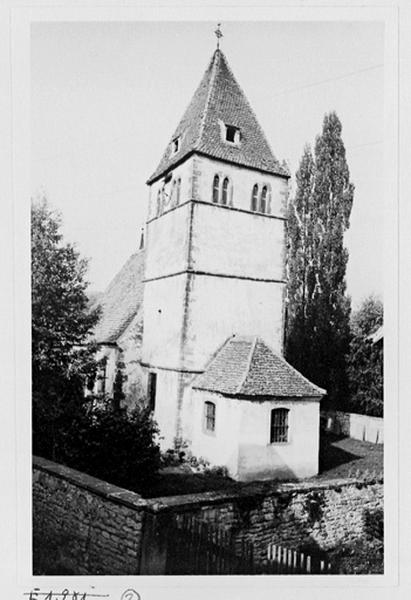 Vue d'ensemble de la tour-choeur depuis le sud-est.