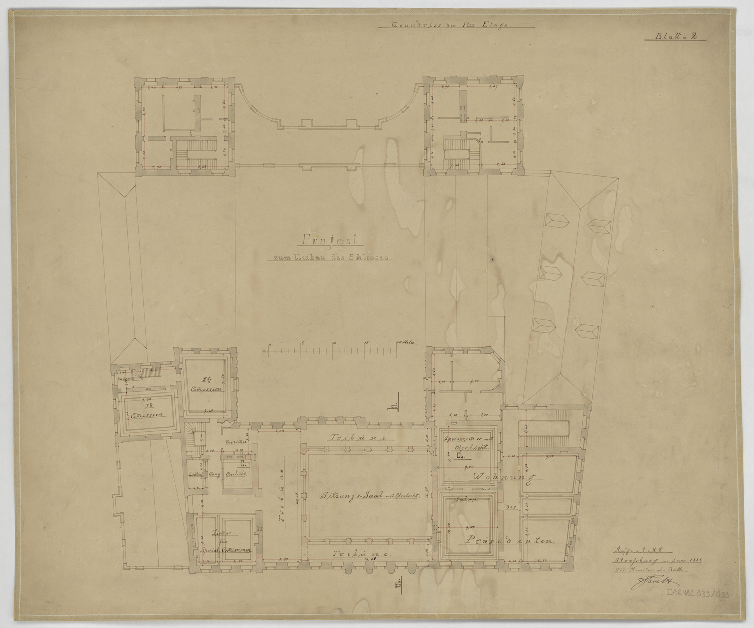 Projet de reconstruction et de réaménagement, plan de masse du premier étage.