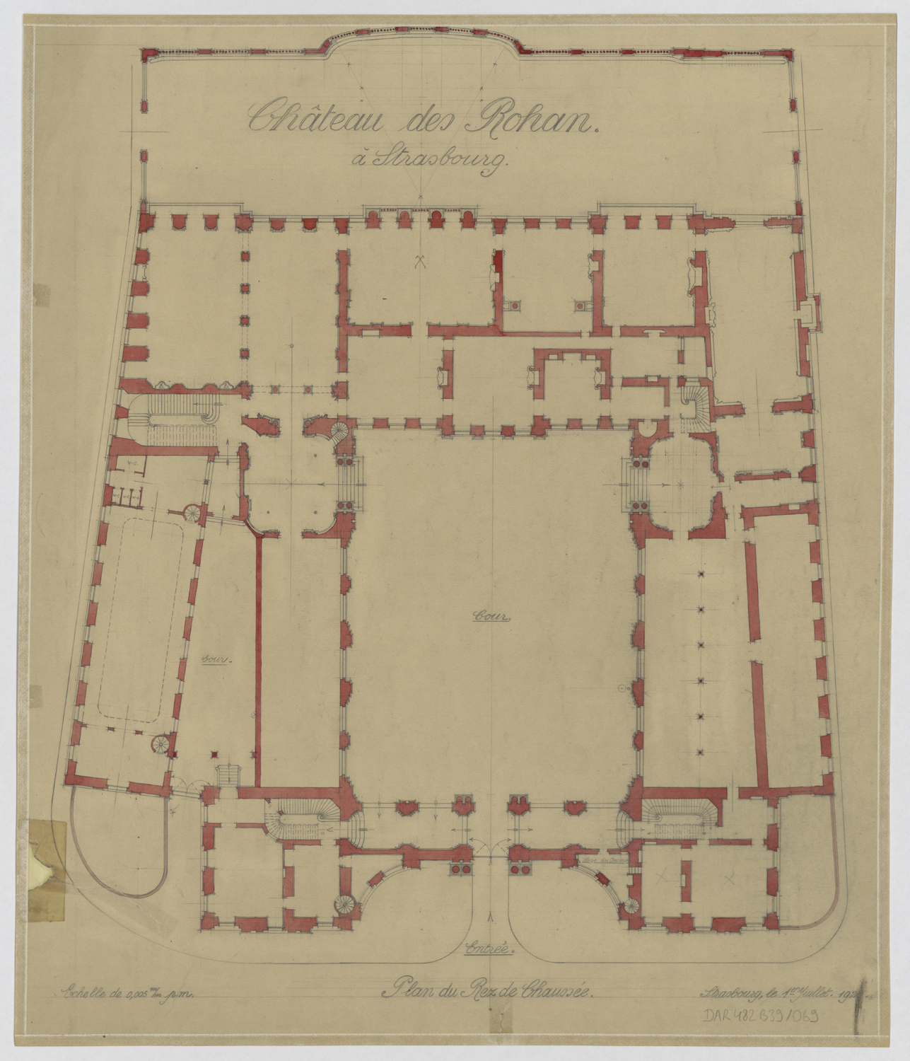 Plan de masse du rez-de-chaussée.