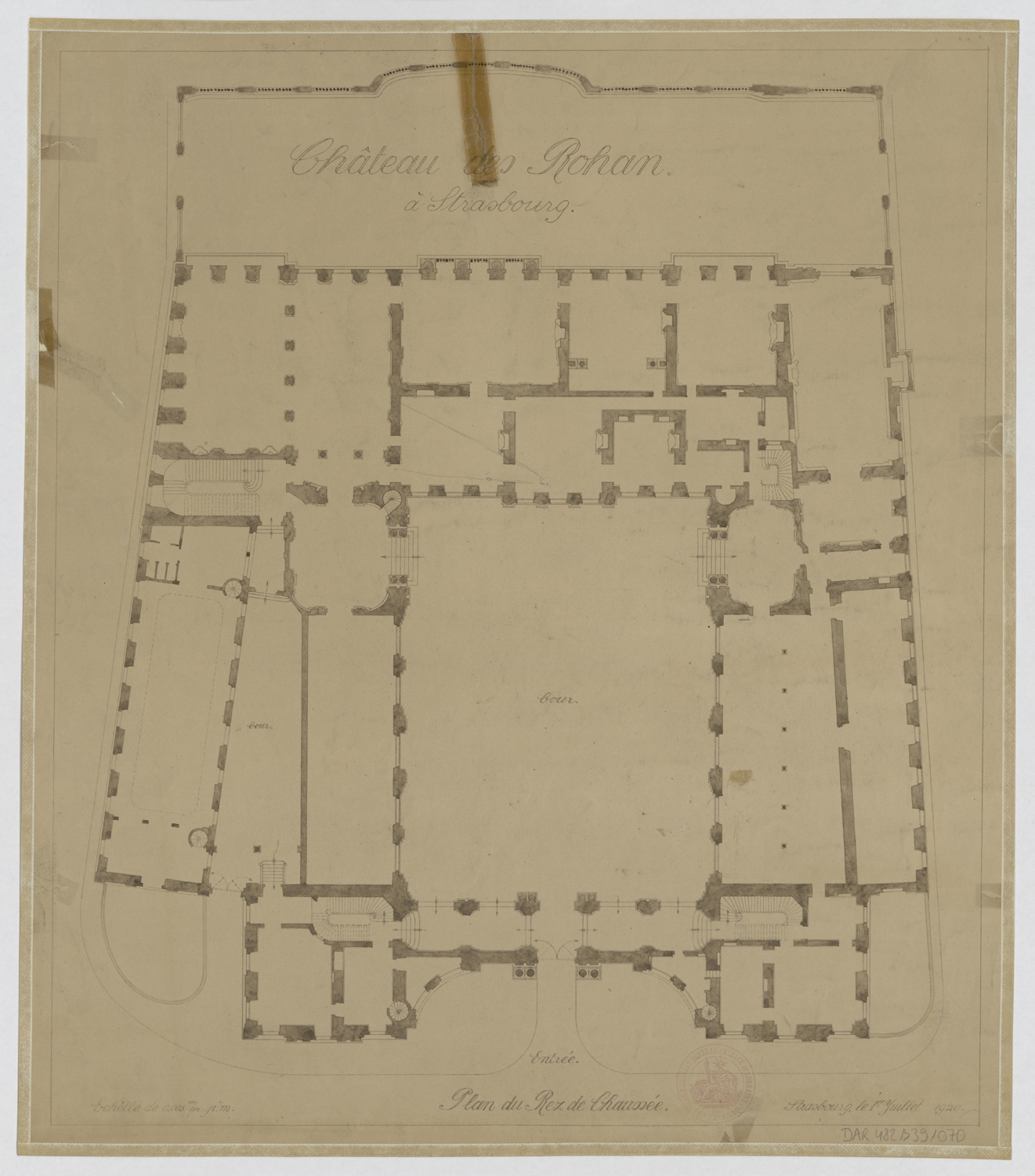 Plan de masse du rez-de-chaussée.