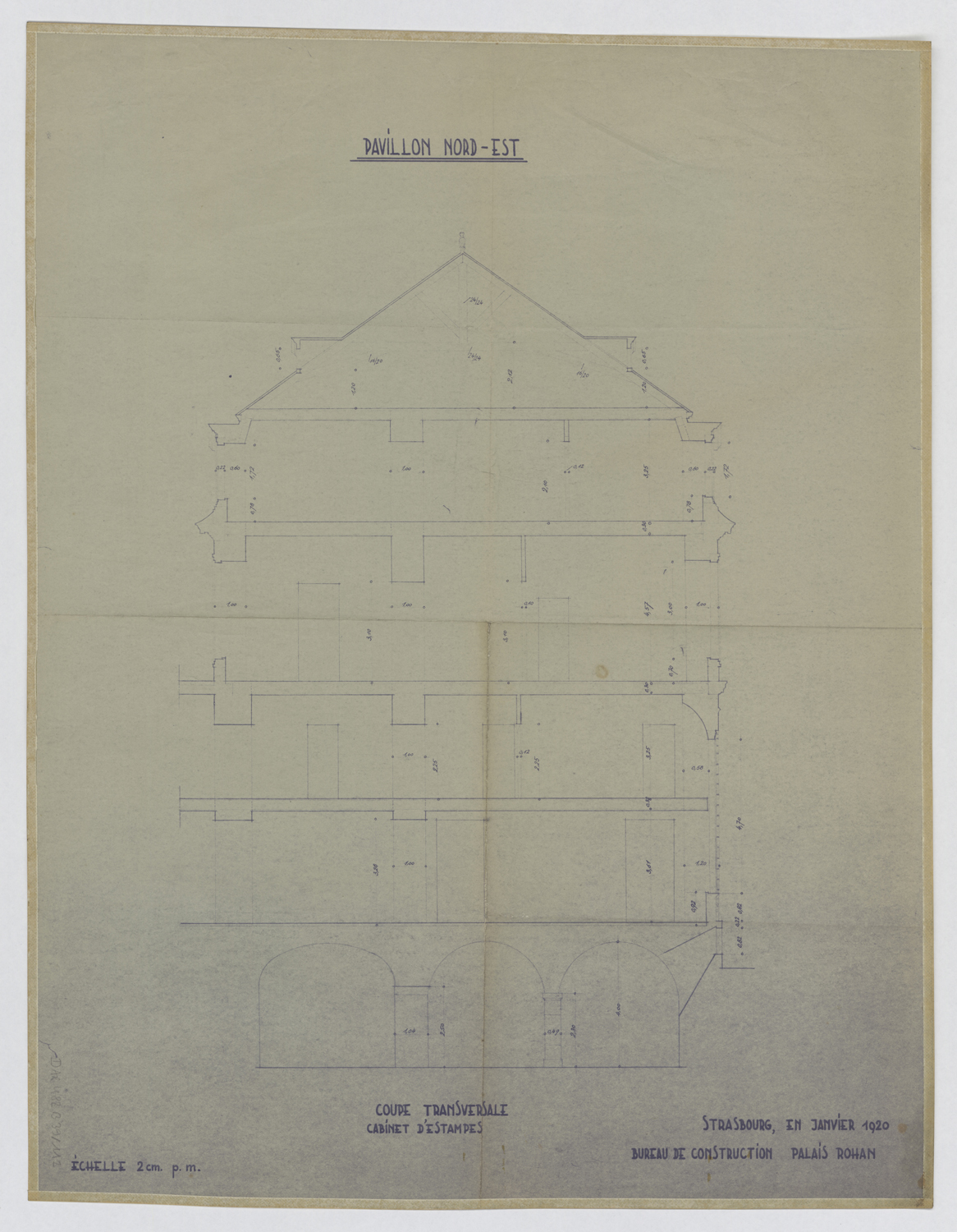 Coupe transversale du pavillon nord-est.