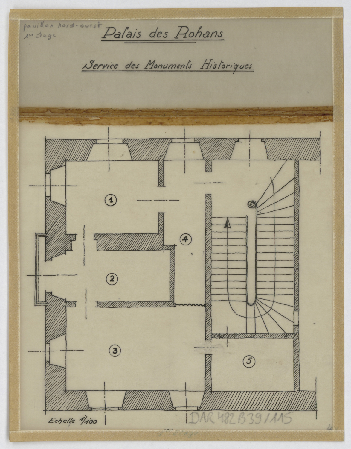 Pavillon nord-est, plan du palier de l’escalier au premier étage.