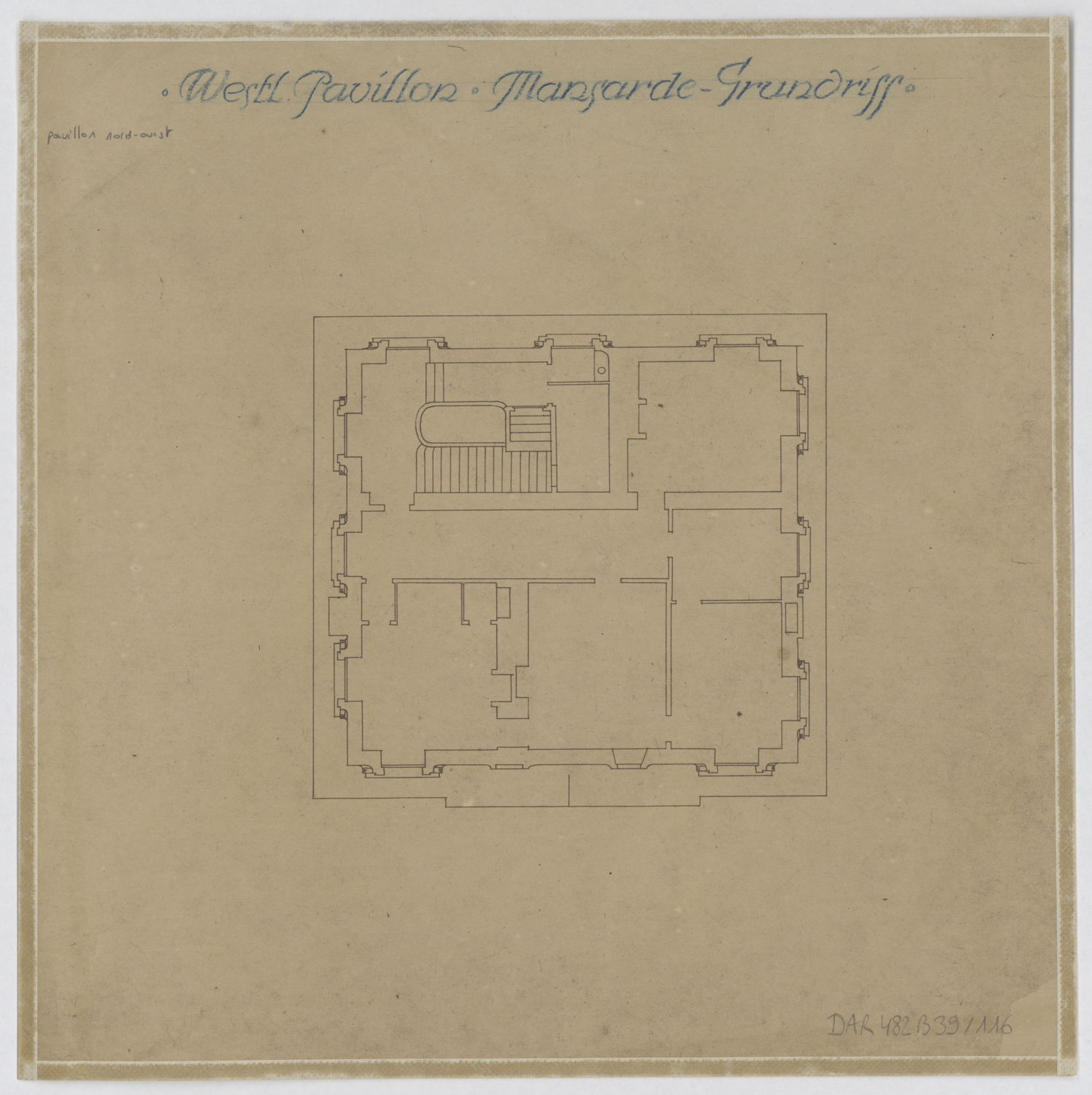 Pavillon nord-est, plan de masse de l’étage mansardé.