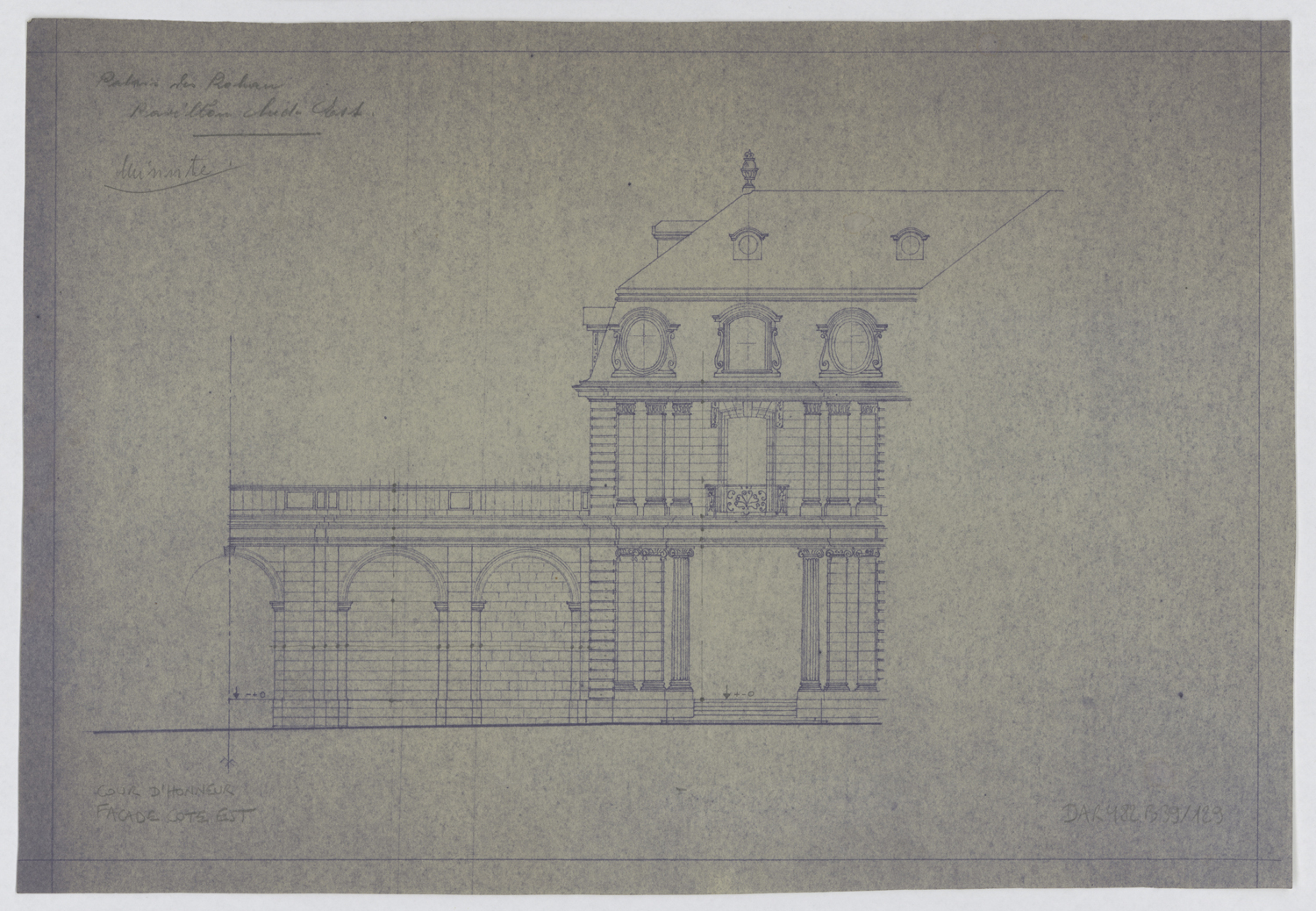 Aile est, élévation de la façade sur cour.