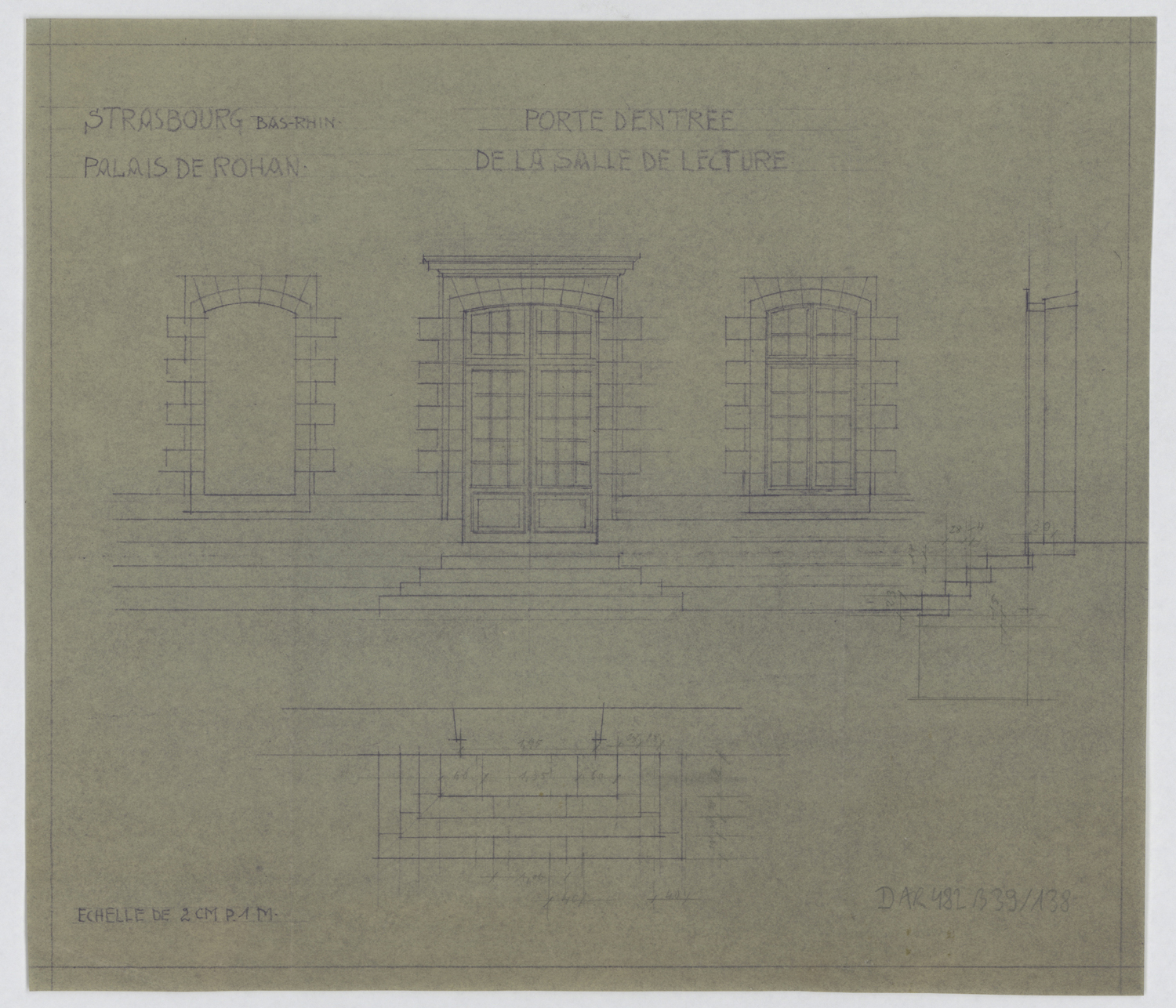 Salle de lecture, plan, élévation et coupe de la porte d’entrée.