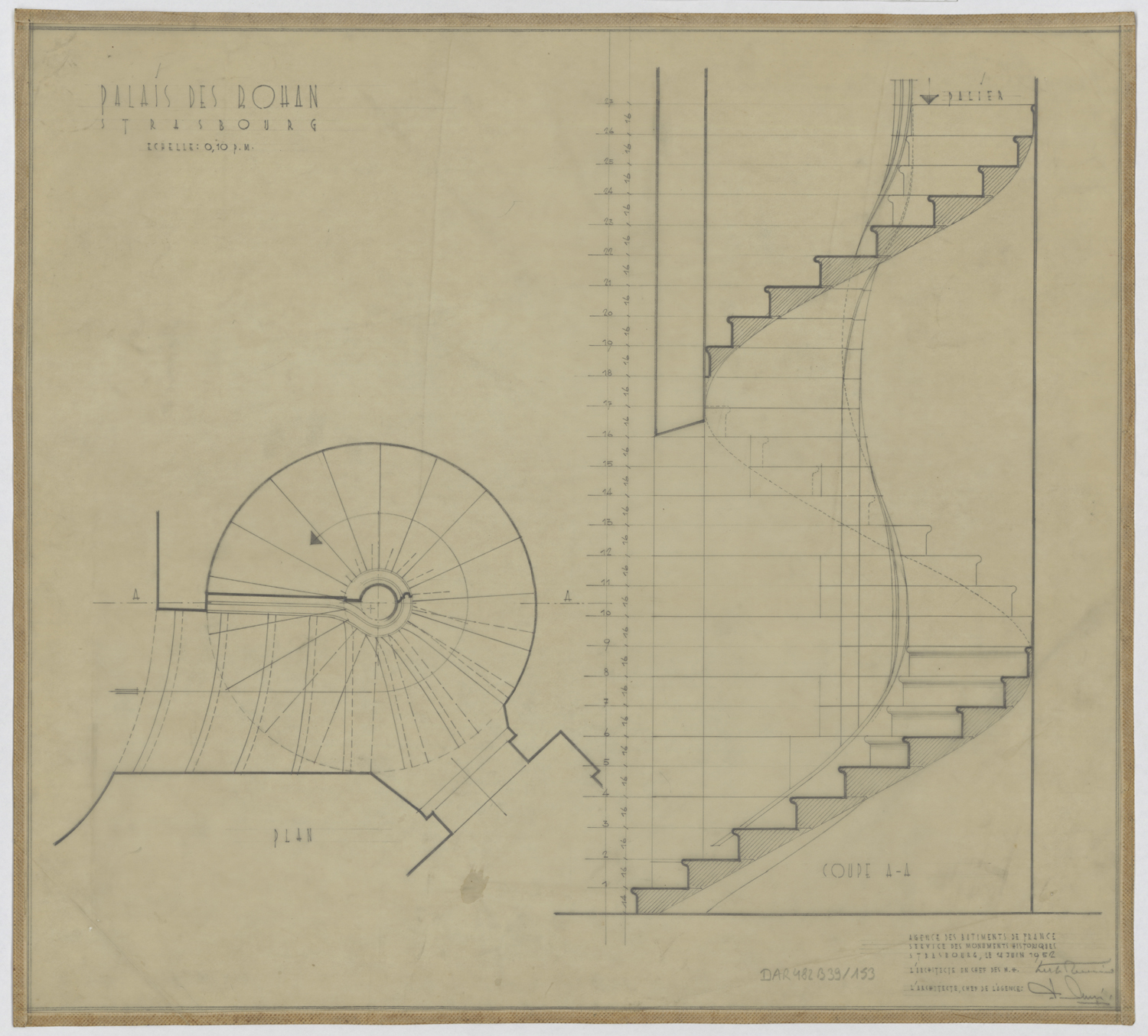 Pavillon sud-est, plan de masse et coupe de l’escalier de l’angle sud-ouest.