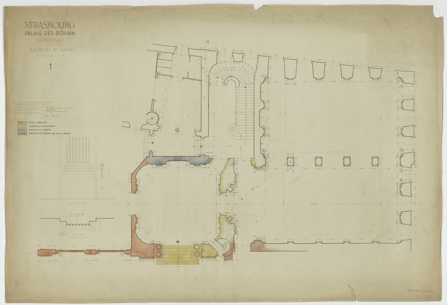 Travaux de restauration de l’aile nord-est, plan de masse du rez-de-chaussée et détails d’un pilier.