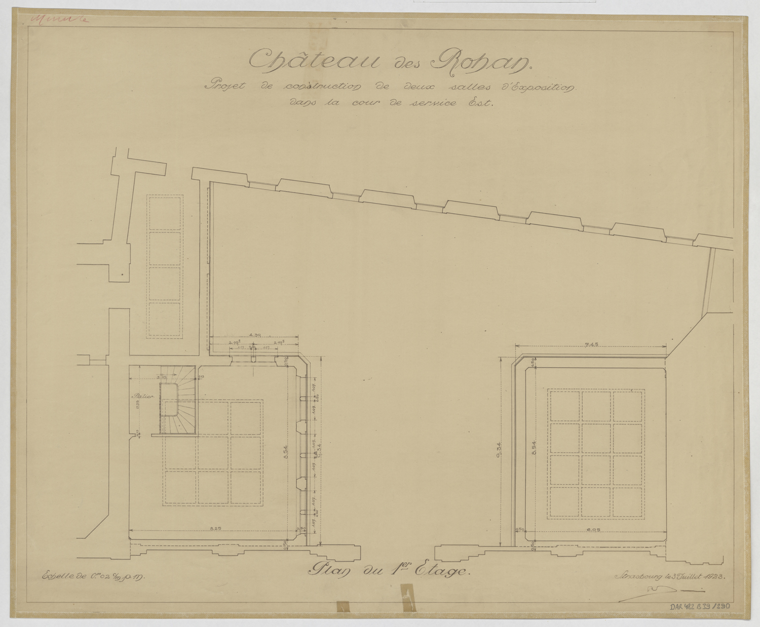 Projet de construction de deux salles d’exposition dans la cour est, plan de masse du premier étage.