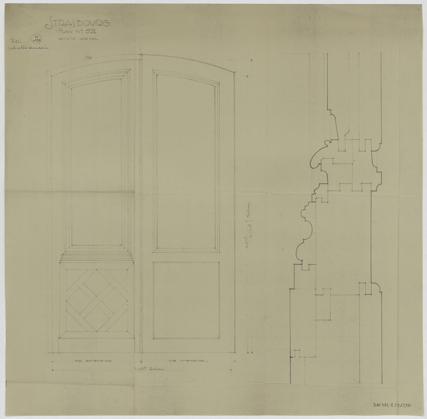 Rez-de-chaussée, élévations et coupe de la porte cochère secondaire.