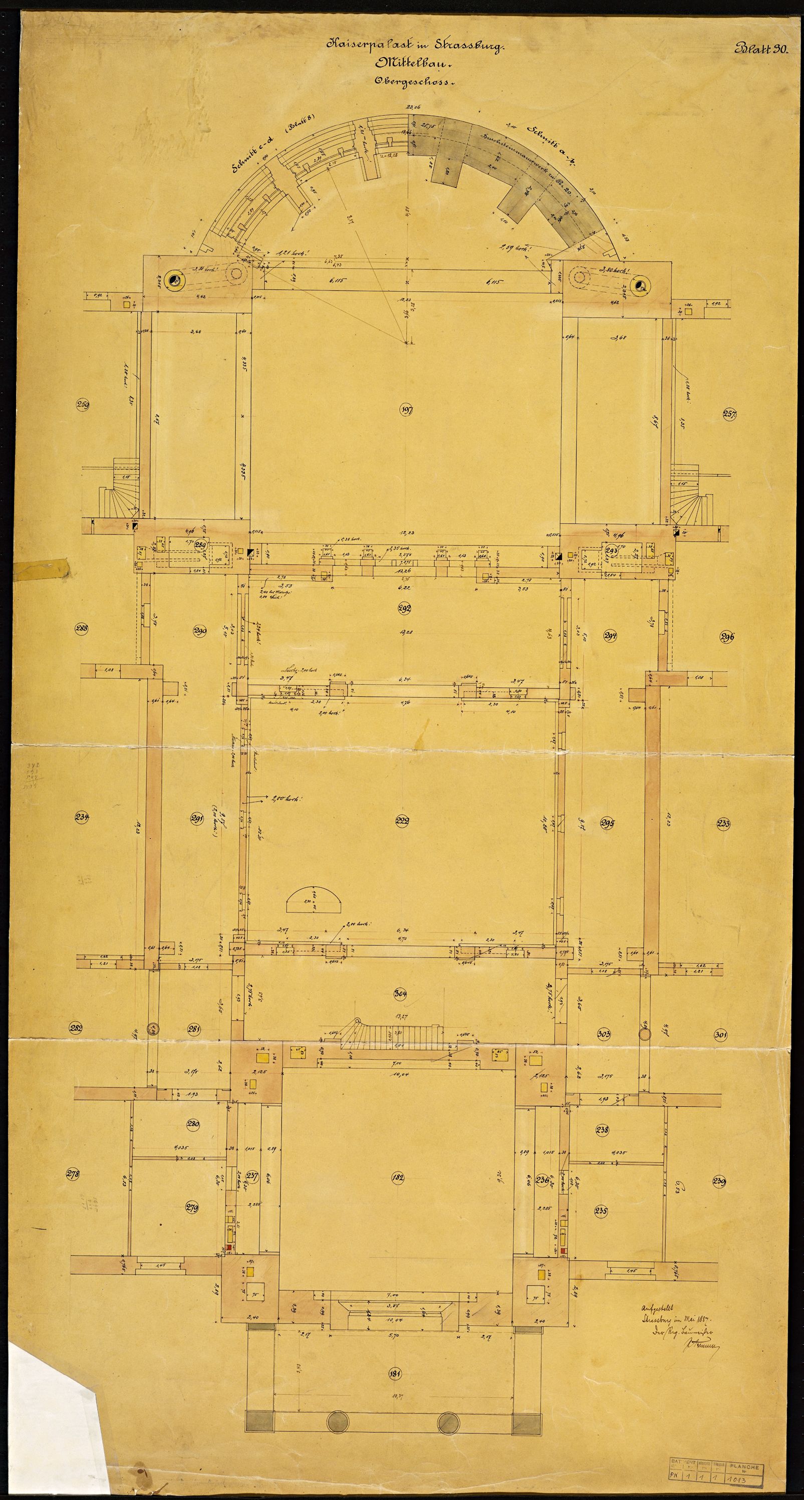 Réseau de ventilation et de chauffage, plan de masse central du deuxième étage.