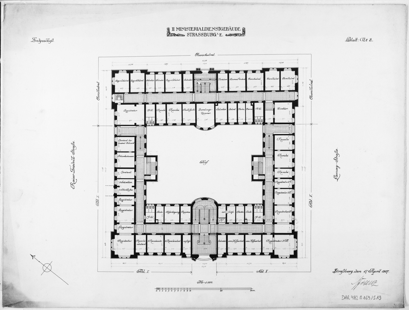 Plan de masse du rez-de-chaussée.