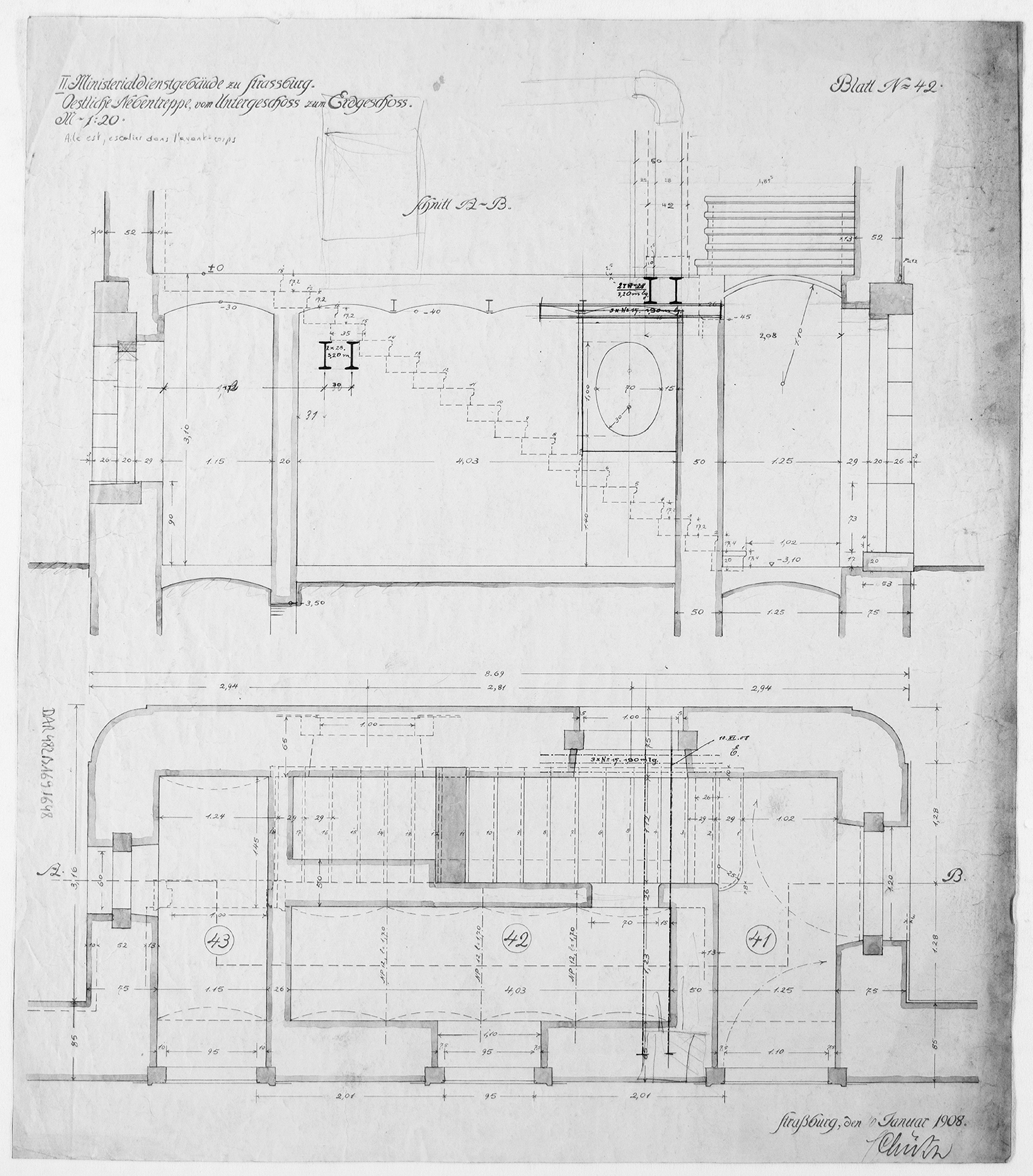 Escalier de l’avant-corps, plan et coupe sur l’aile est. 