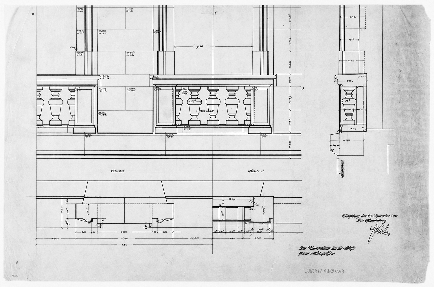 Garde-corps à balustres, plan, coupes et détails.