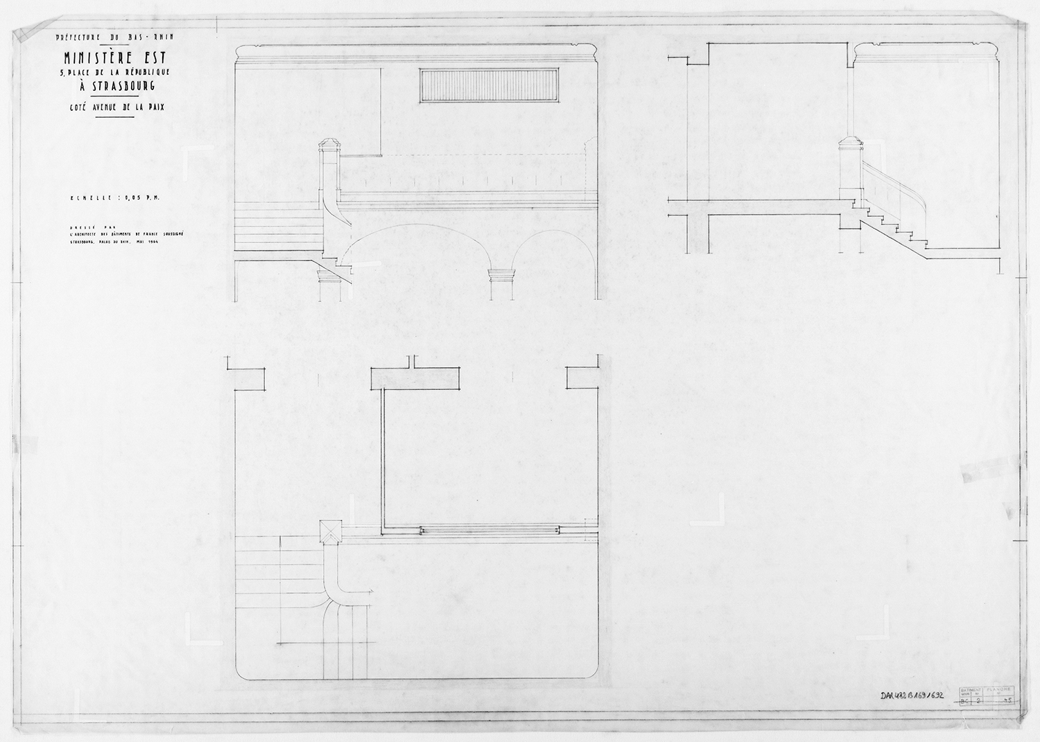 Aile ouest, plan de masse et coupes de la cage d’escalier de l’étage mansardé.