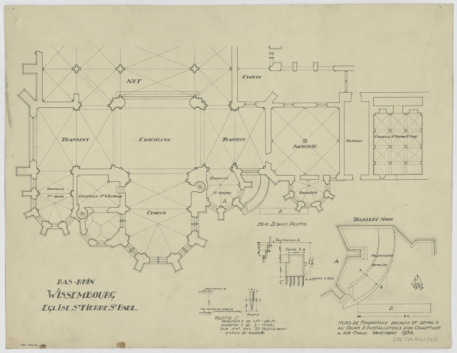 Installation d’un chauffage à air chaud, plan du chevet, coupes et plans de détails.