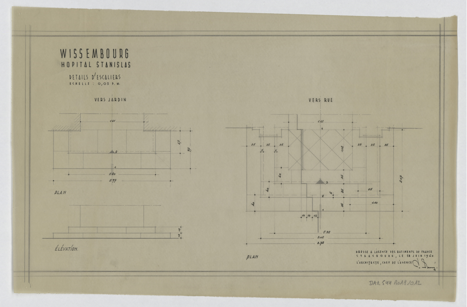 Escalier, plans et élévation.