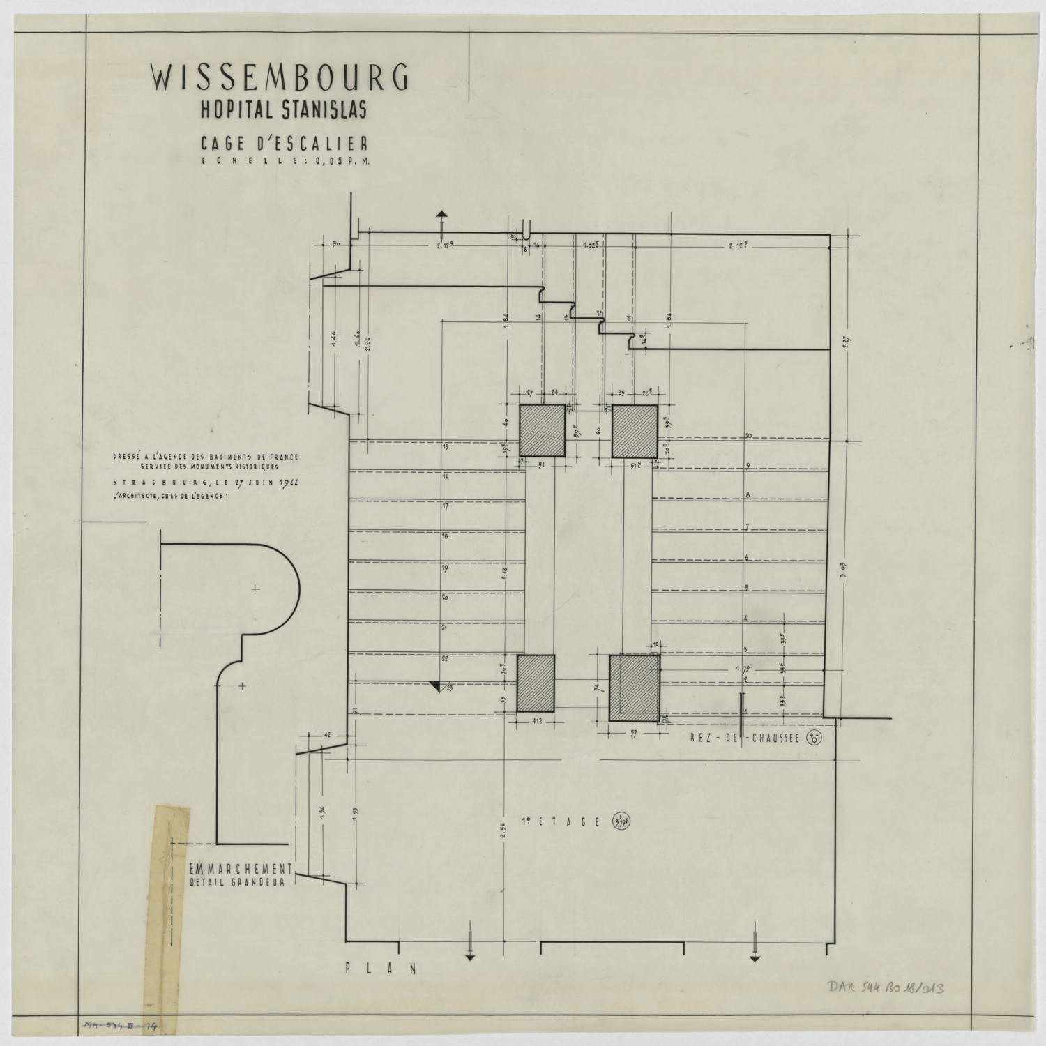 Escalier, plan et détail de l’emmarchement. 