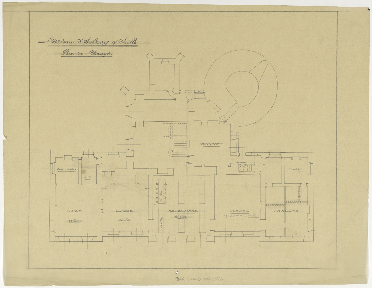 Projet d’aménagement en école, plan de masse du rez-de-chaussée.