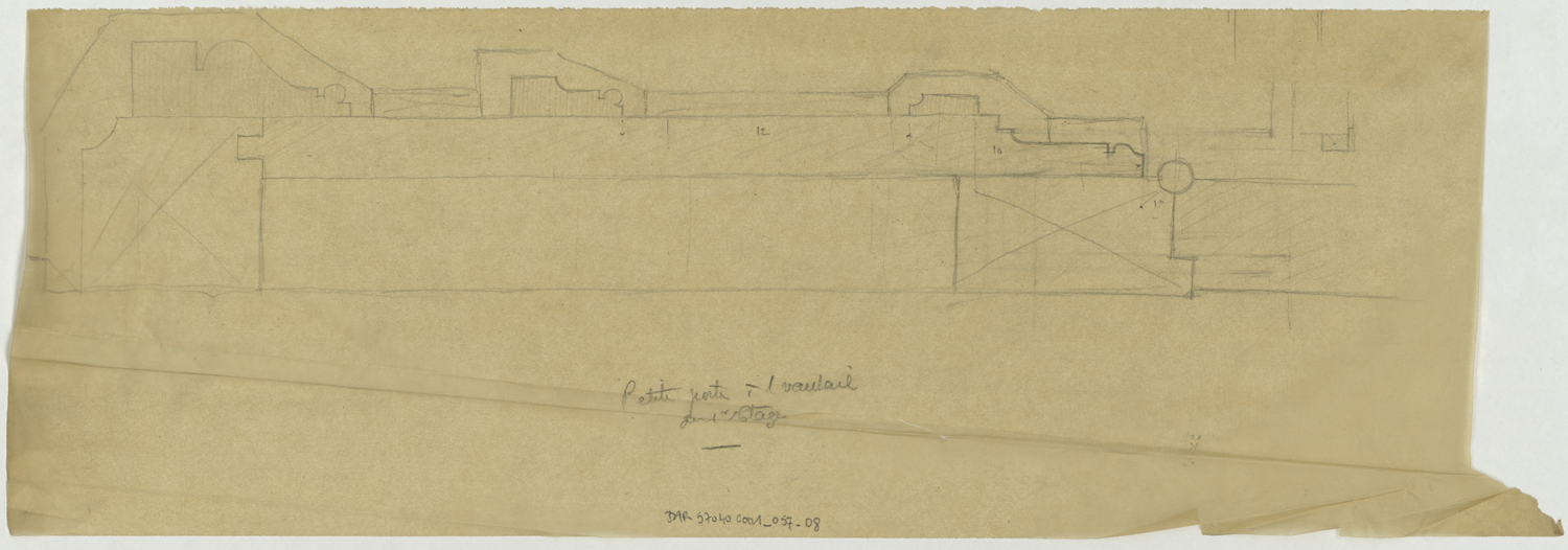 Fenêtre, plan et profils de moulures.