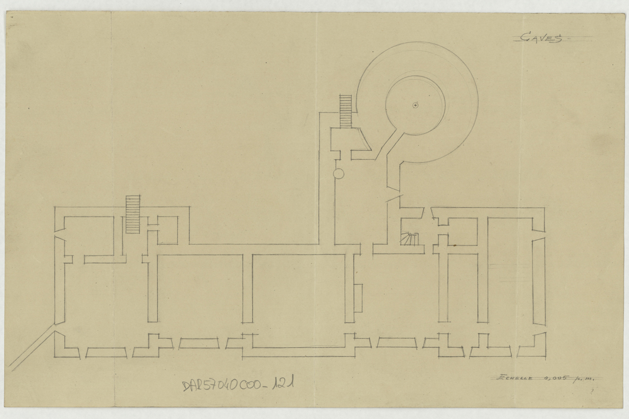 Caves, plan de masse.