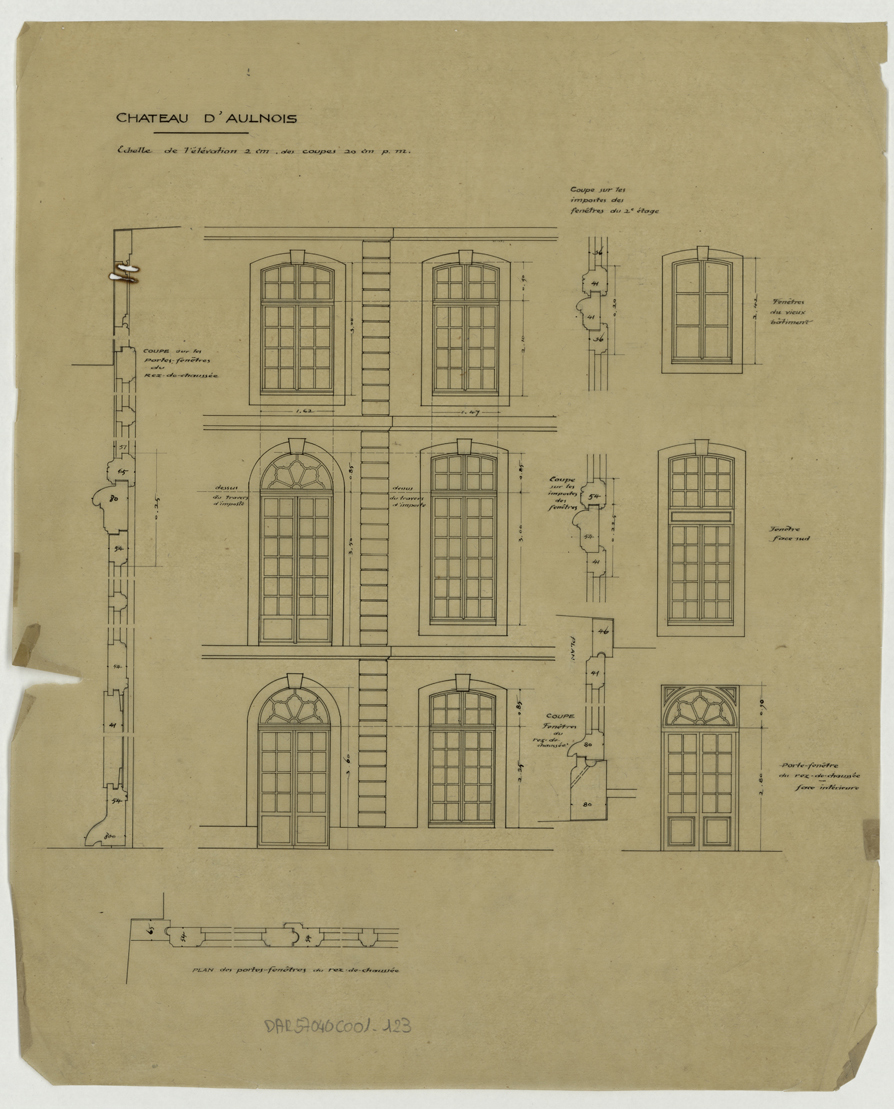 Fenêtre et porte-fenêtre, élévations et coupes.