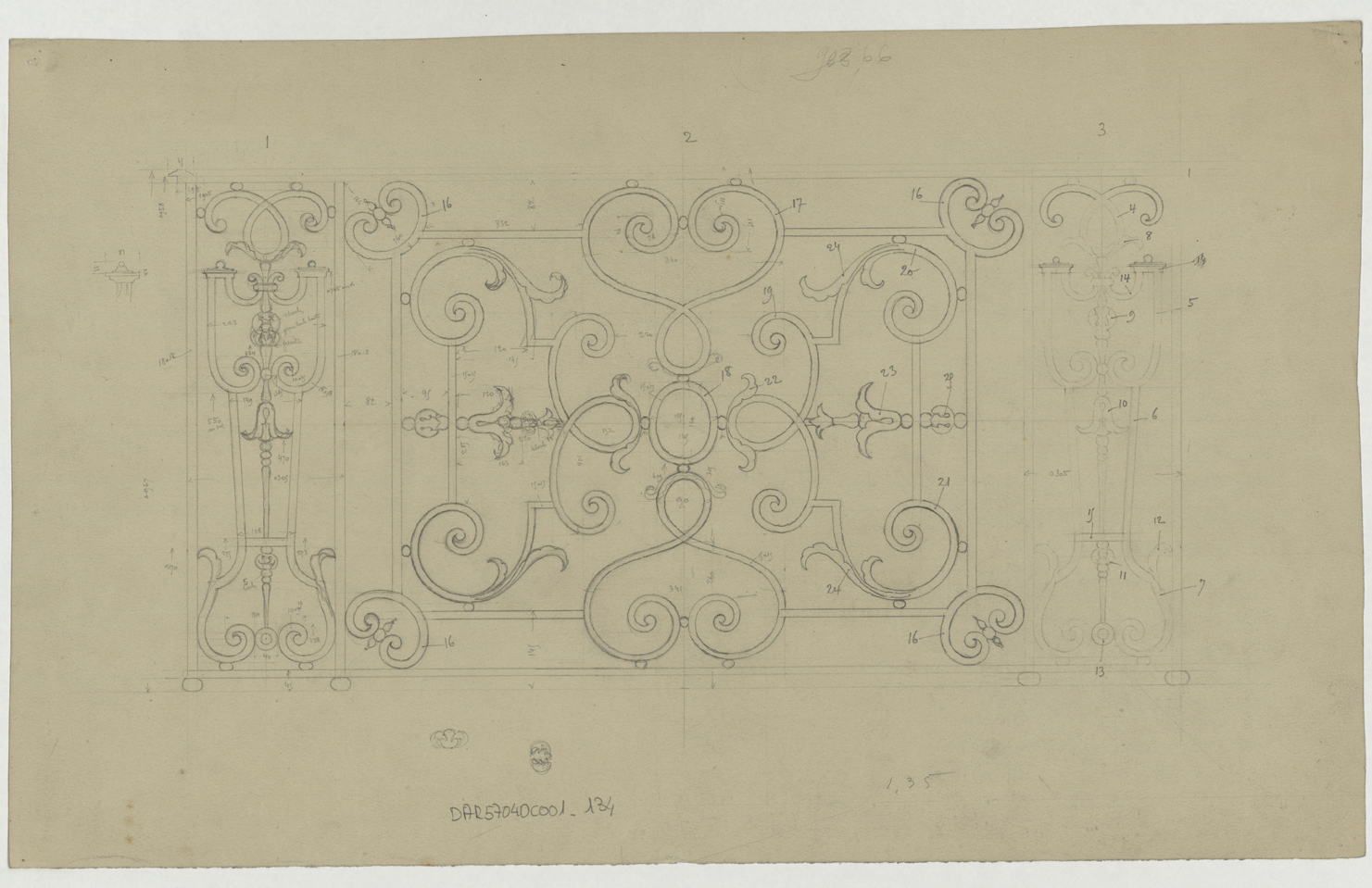 Fenêtre, élévation d’un balcon d’une porte-fenêtre du premier étage.