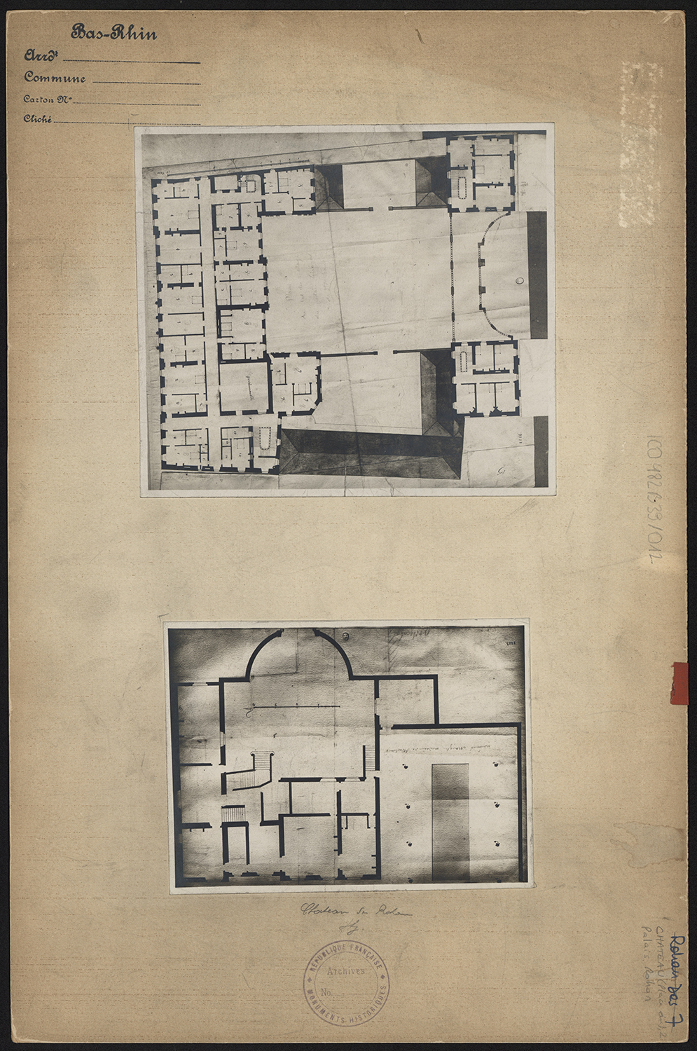 Plans de masse du premier étage et des combles des dépendances.