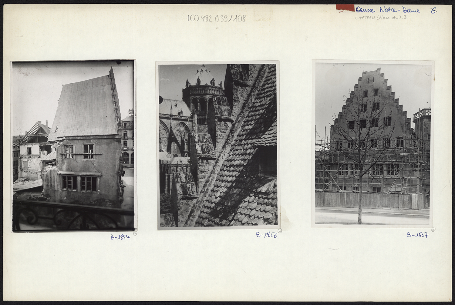 Vues d’ensemble des dommages de guerre sur le bâtiment nord et du pignon en escalier.