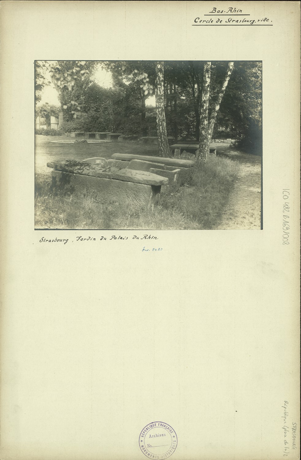 Vue d’ensemble des sarcophages.