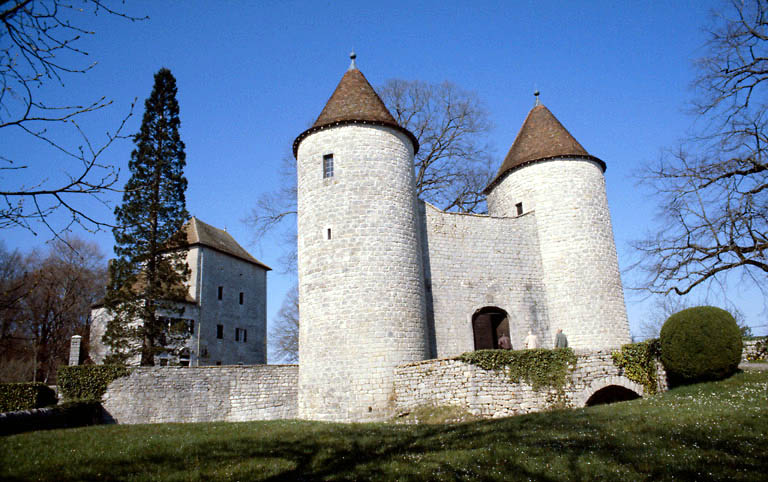 Porte fortifiée