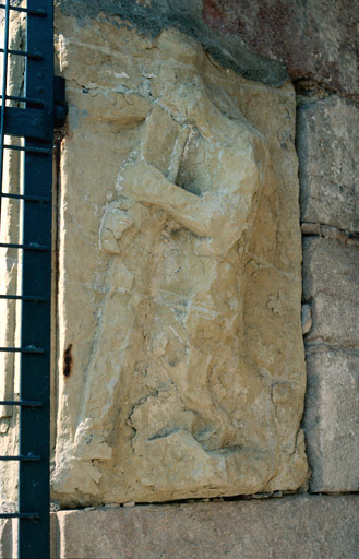 Relief latéral gauche