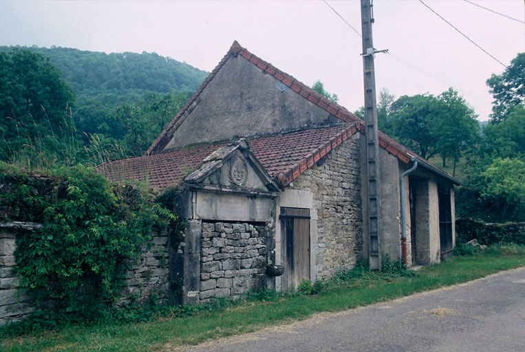 Vue depuis la rue.