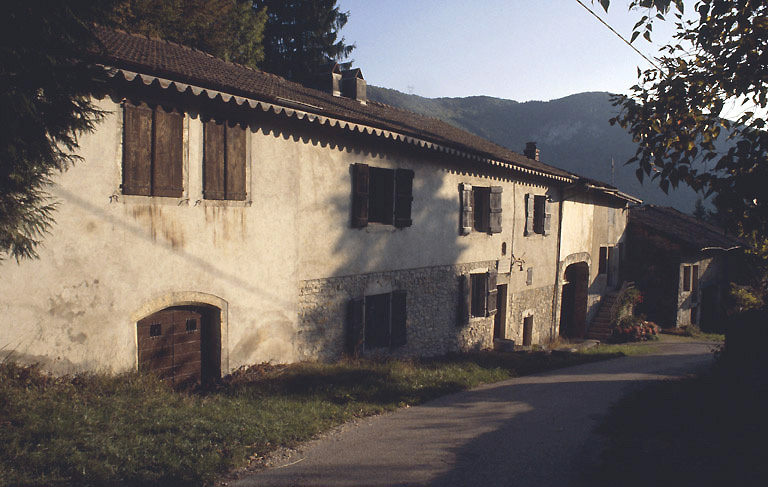 Façade antérieure, ouest.