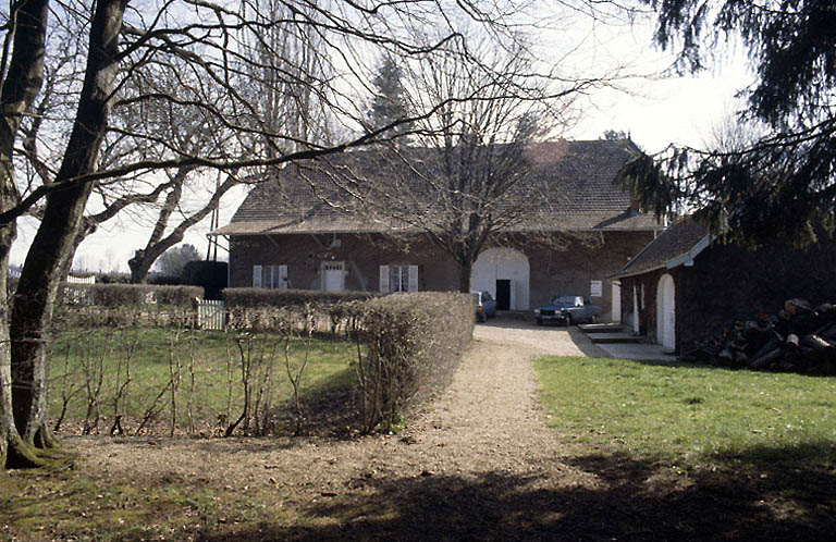 Ferme : façade antérieure nord-ouest.