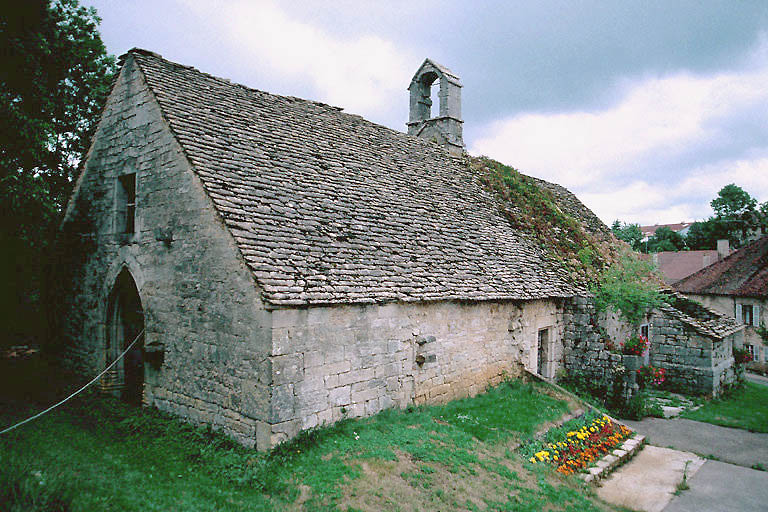 Façade antérieure et élévation latérale droite.