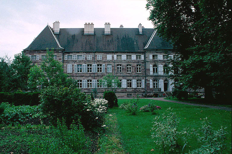 Façade ouest et jardin