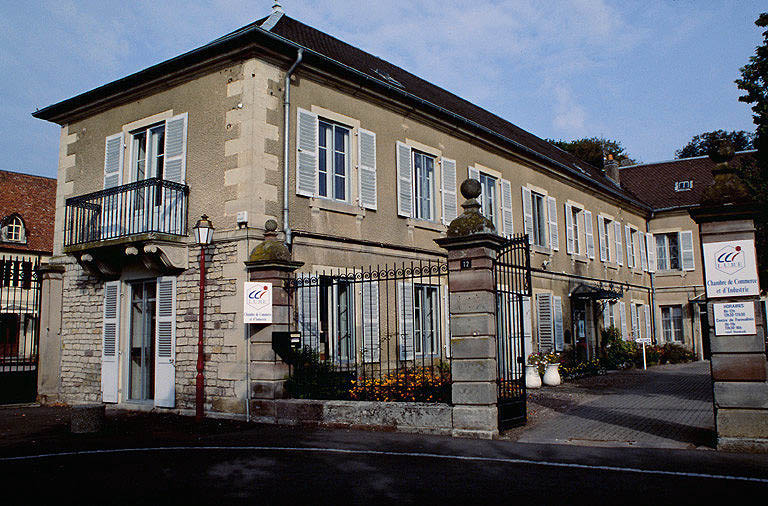 Basse-cour de la grande trésorerie au nord