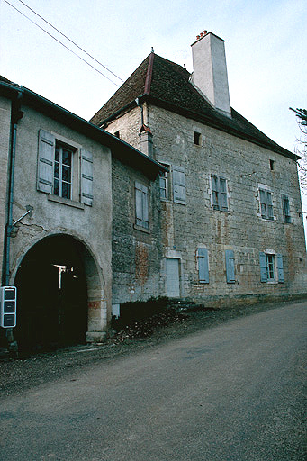 Corps de logis : façade sur rue vers l'est