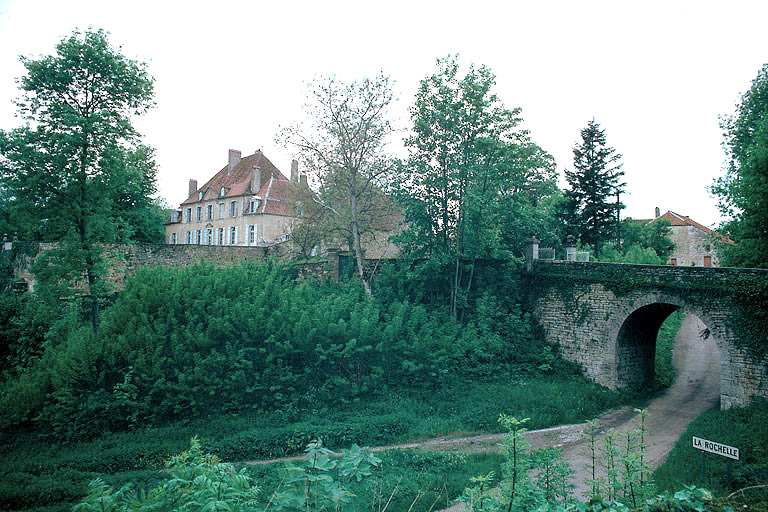 Vue depuis l'ancien verger du château au nord-est